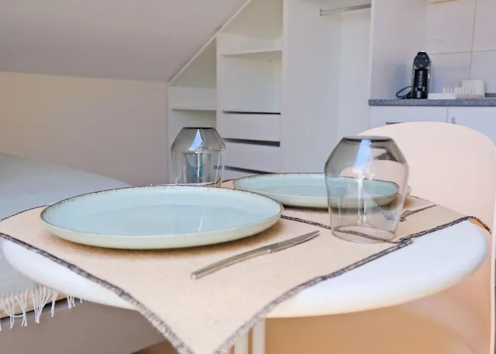 Lejlighed Lovely Fully Equipped Near Subway N10 - Shared Bathroom With Another Lisboa